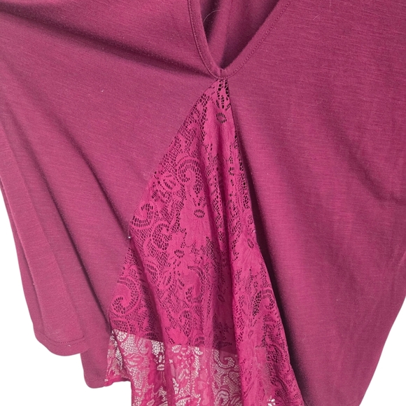 Torrid Red 3/4 Sleeve Backless Blouse Size 1 - Picture 4 of 6